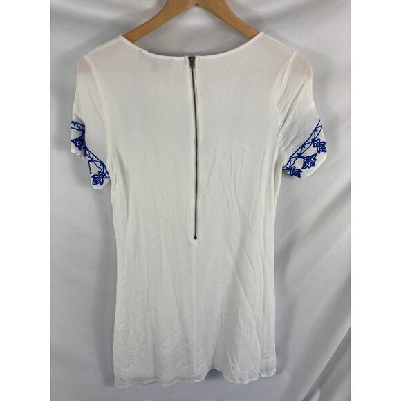 Lulu's Tale to Tell Blue & Ivory Embroidered Shift Mini Dress Small - Picture 4 of 4
